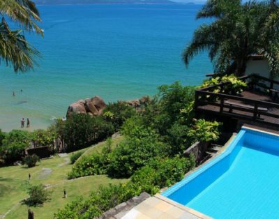 Full House Ernesto con pileta frente al mar – Lagoinha – Florianopolis Brasil