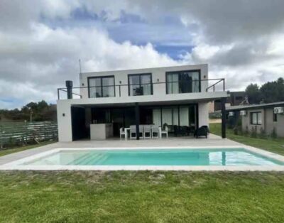 CE 314  Casa en Barrio senderos 3 lote 368