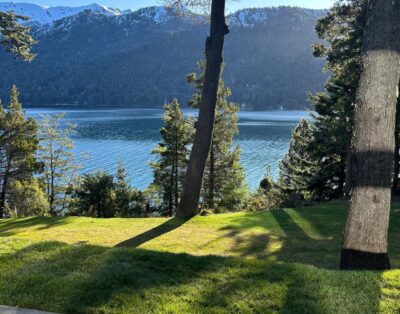 BRC 77 Casa en Arelaquen con vista al Lago Gutierrez