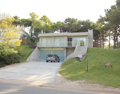 PINA 73 Casa a 3 cuadras de la playa