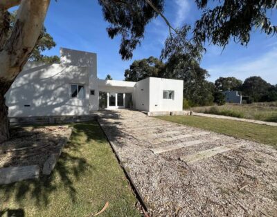 CE 483 Casa en Barrio Ecuestre